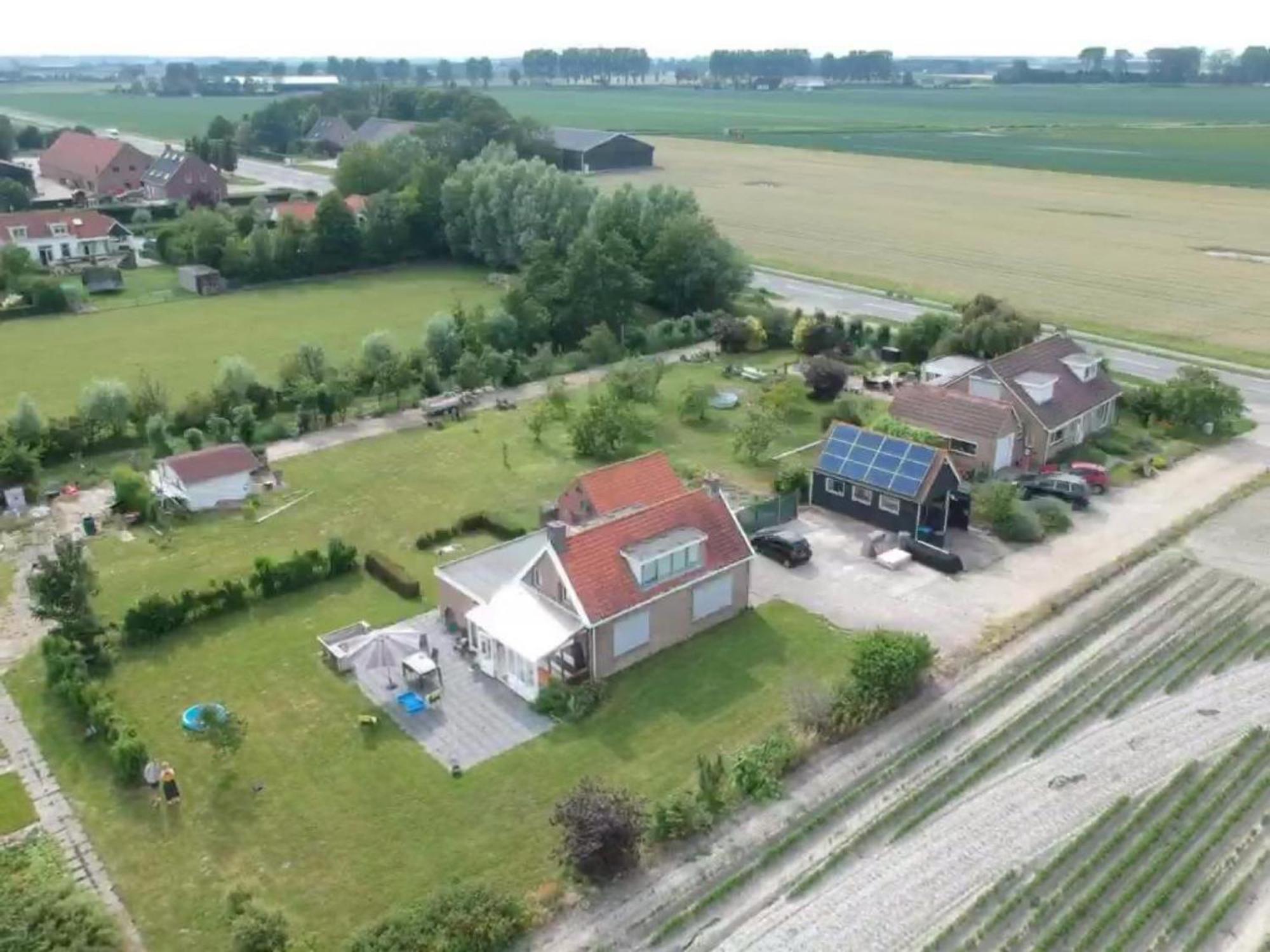 Vila Vrijstaande Ruime Familiewoning Landelijk Gelegen Lewedorp Exteriér fotografie