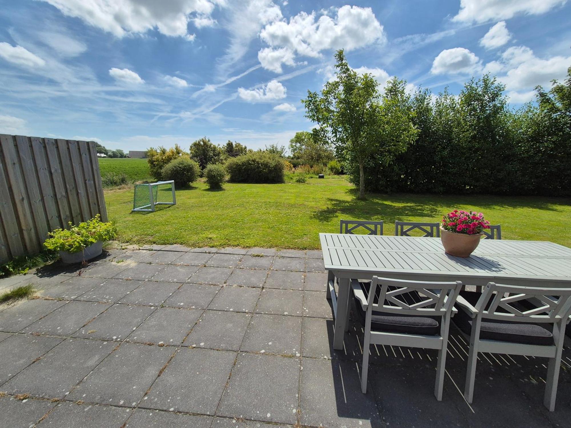 Vila Vrijstaande Ruime Familiewoning Landelijk Gelegen Lewedorp Exteriér fotografie